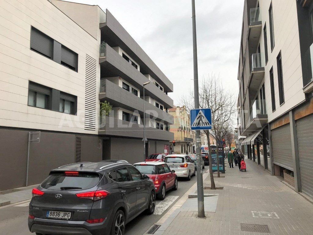 Vista exterior de Garatge de lloguer en Granollers