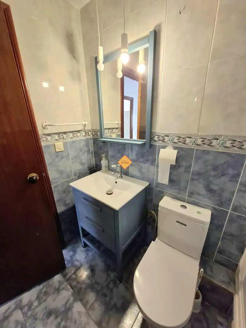 Baño de Piso en venta en Burjassot con Terraza