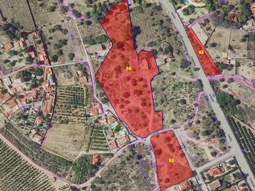 Terreny residencial en venda a Carrer 165 1A