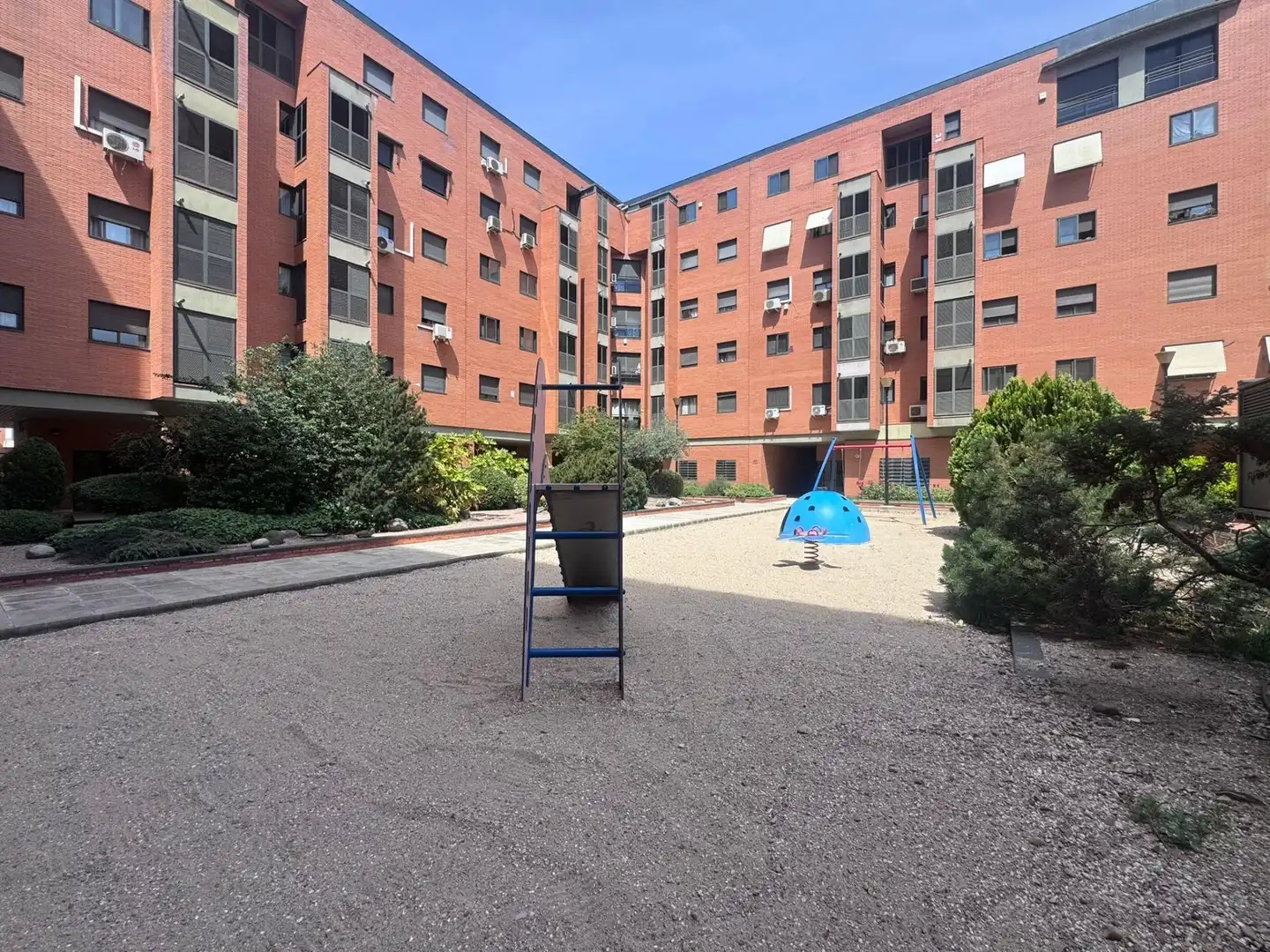 Vista exterior de Piso en venta en Madrid con Aire acondicionado, Calefacción y Parquet