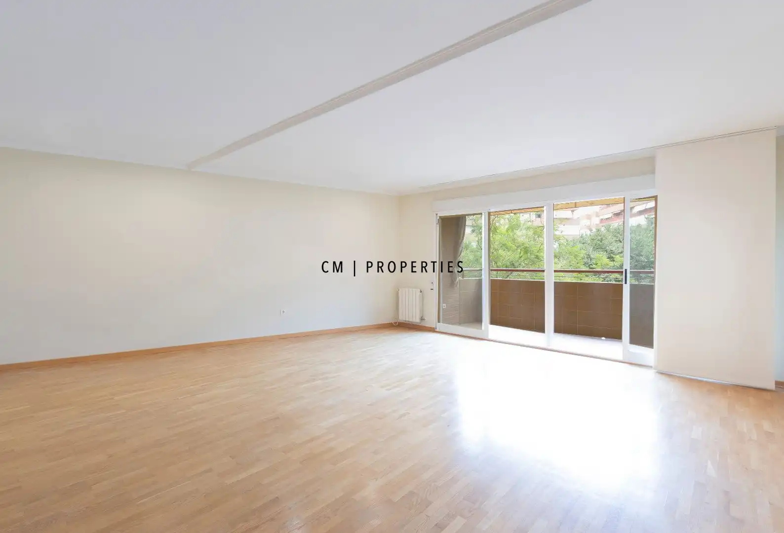 Vista exterior de Piso de alquiler en Valencia con Aire acondicionado, Calefacción y Parquet