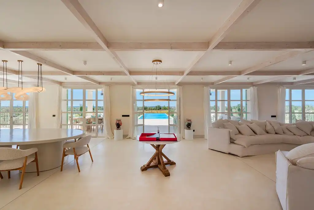 Sala de estar de Finca rústica en venta en Santanyí con Aire acondicionado, Calefacción y Jardín privado