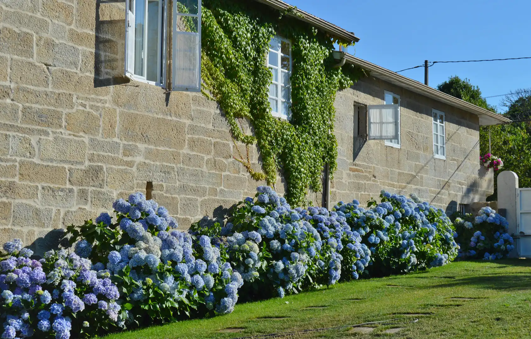 Landhaus mit Pool zum Verkauf in Vilar de Barrio