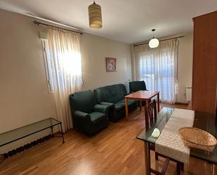 Sala d'estar de Apartament de lloguer en Don Benito amb Aire condicionat