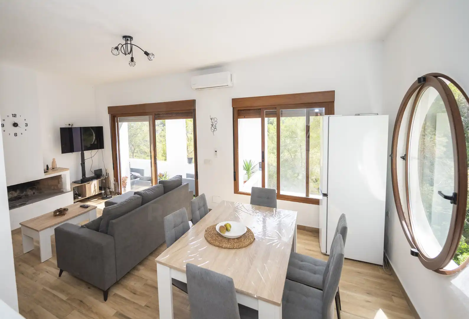 Comedor de Casa adosada en venta en Santa Eulària des Riu con Aire acondicionado y Calefacción