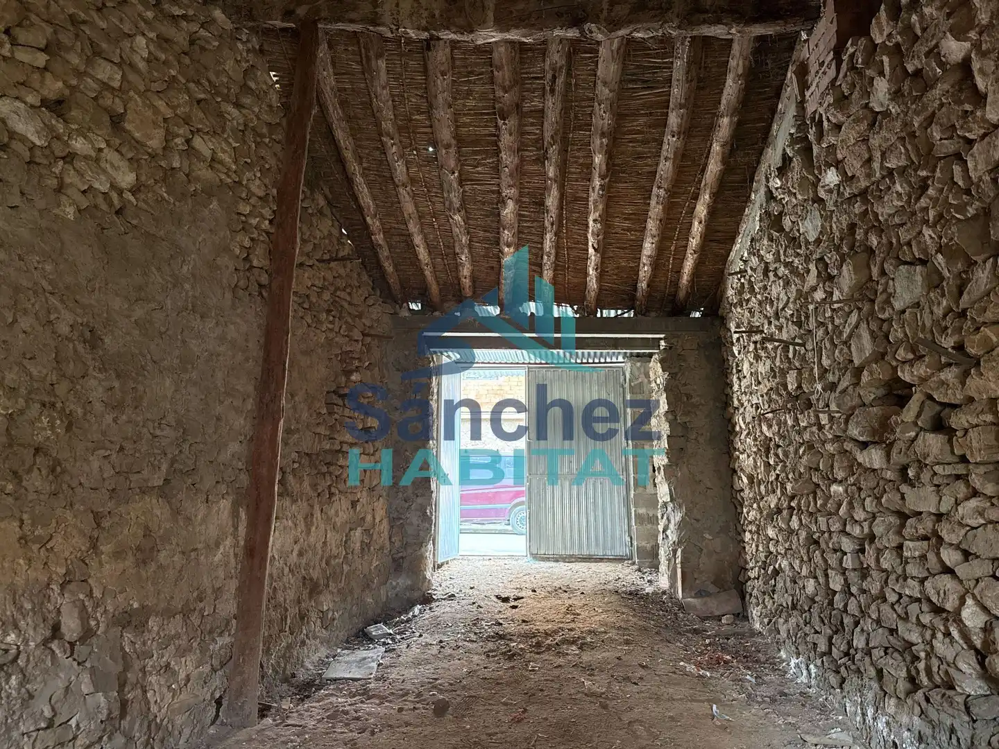 Nave industrial en venta en Aras de los Olmos