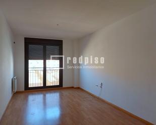 Bedroom of Flat to rent in Illescas  with Air Conditioner and Swimming Pool