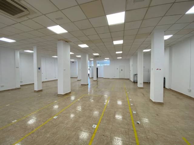 Local comercial en Alquiler en Calle Héroe de Sostoa en La Unión - Cruz de Humilladero - Los Tilos