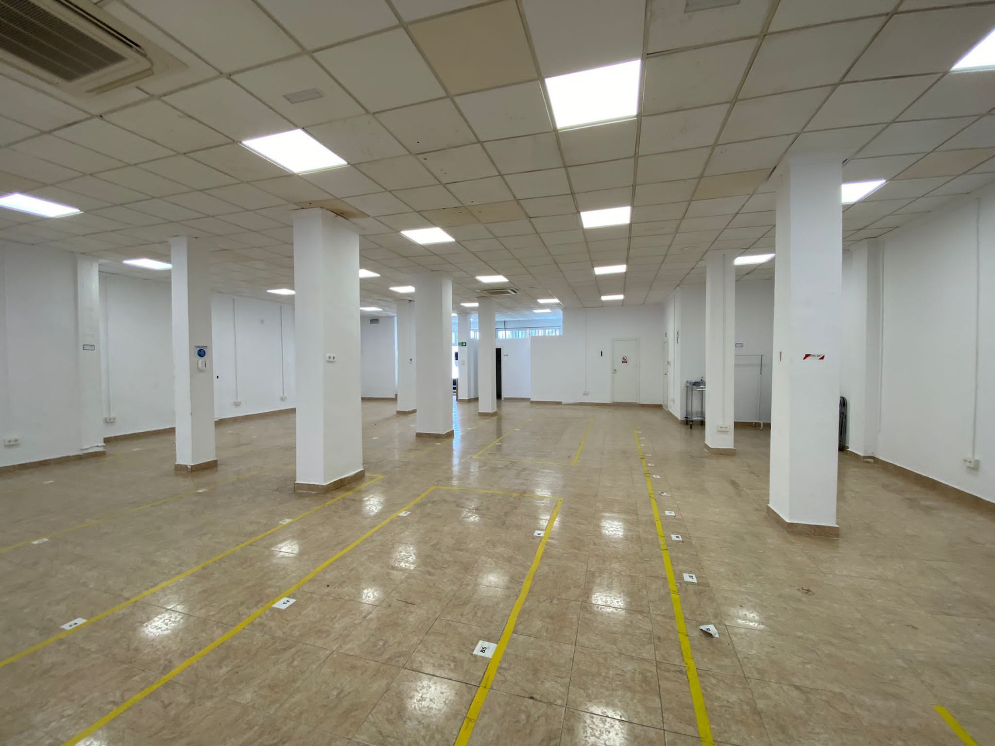 Local de lloguer a Calle Héroe de Sostoa, La Unión - Cruz de Humilladero - Los Tilos