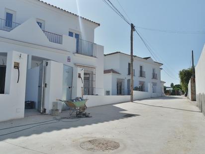 Exterior view of Single-family semi-detached for sale in Sanlúcar de Barrameda  with Heating and Private garden
