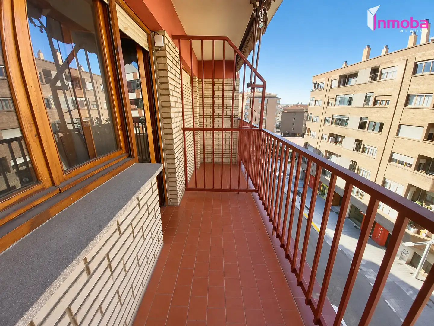 Terraza de Piso en venta en Aranda de Duero con Calefacción, Parquet y Terraza