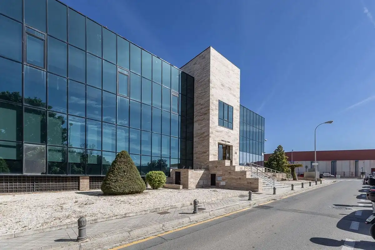 Exterior view of Office for rent in Granada  with Air Conditioner and Furnished