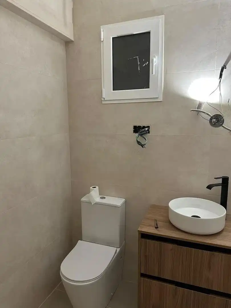 Baño de Piso en venta en Alfafar con Aire acondicionado y Amueblado