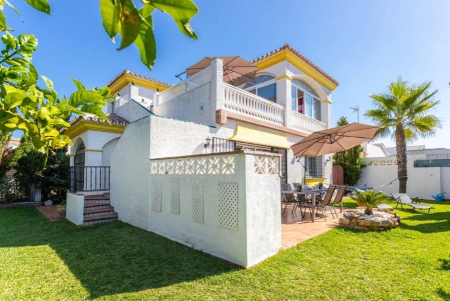 Jardí de Casa o xalet en venda en Marbella amb Aire condicionat, Calefacció i Jardí privat