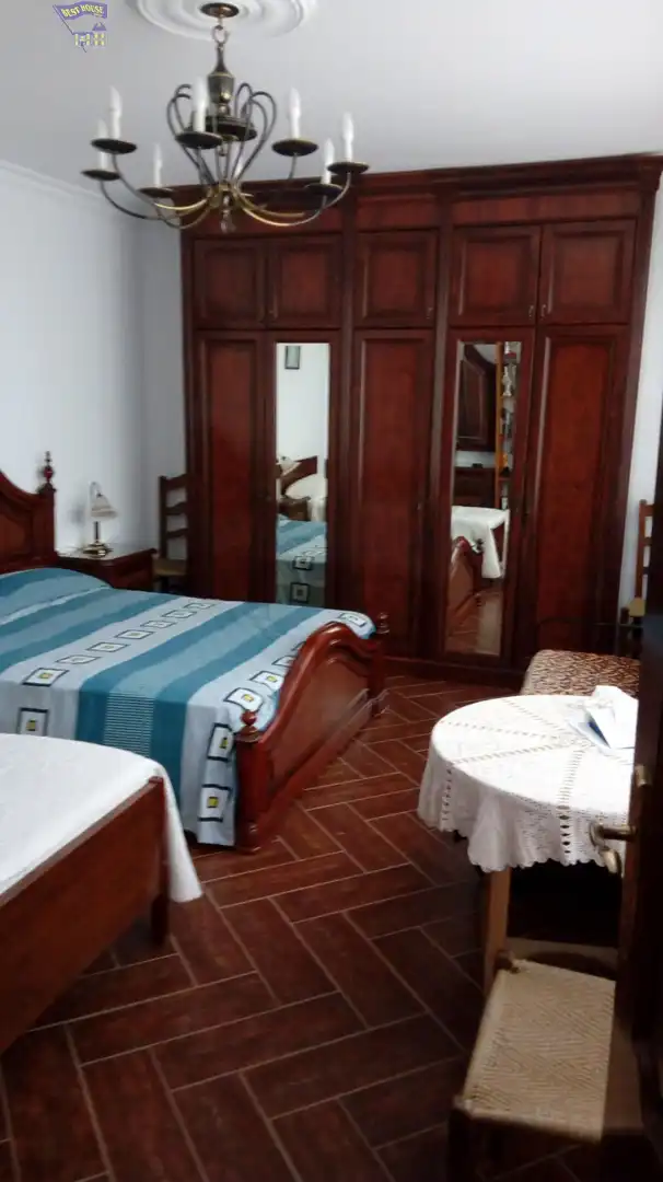 Dormitori de Casa o xalet en venda en Arcos de la Frontera amb Aire condicionat, Terrassa i Balcó
