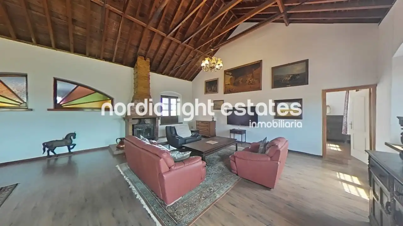 House with pool for sale in Avda Pescia - Ctra de Frigiliana, imagen 4