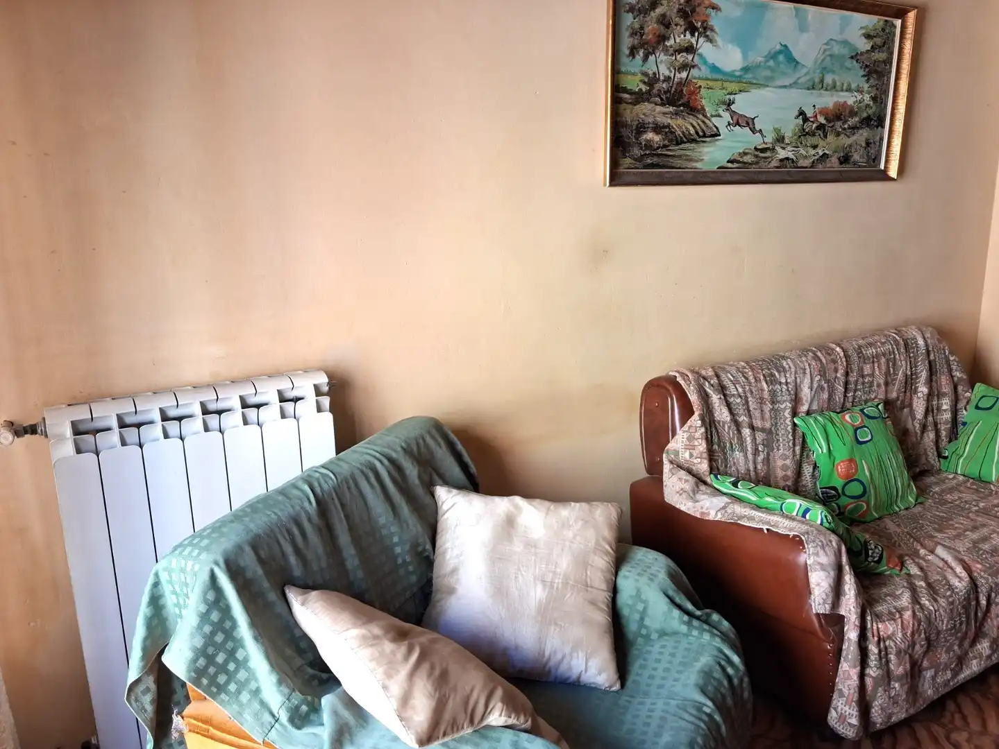 Living room of Flat for sale in Zaragoza  with Heating, Terrace and Storage room