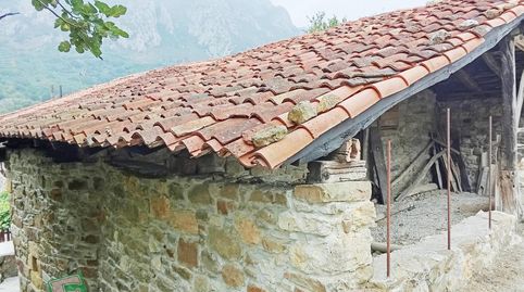 Foto 4 de Casa adosada en venda a Casares, Quirós, Asturias