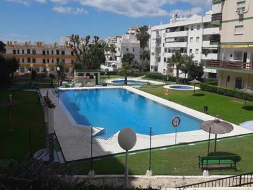 Studio with pool for sale in Calle las Naciones 3