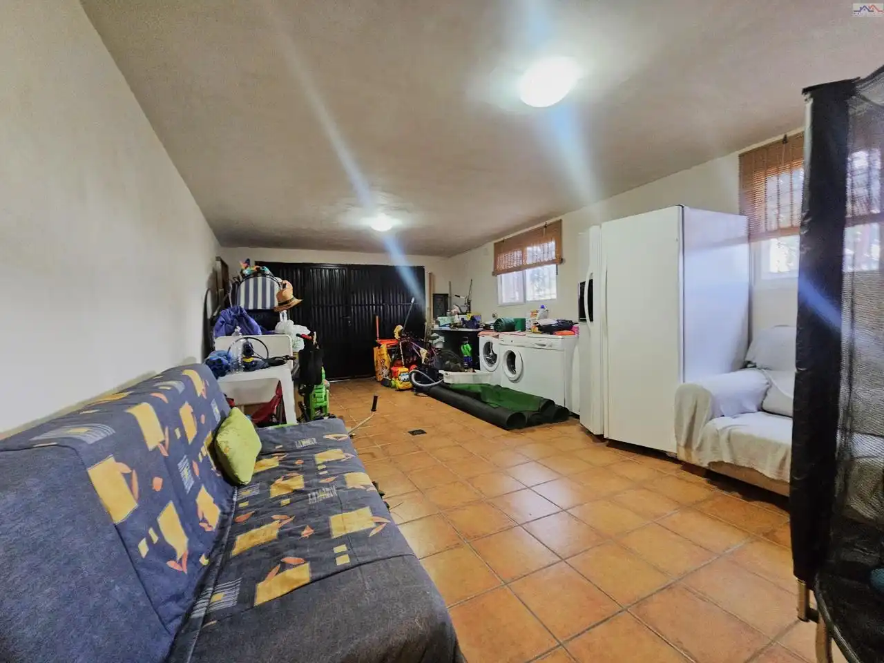 Casa o xalet en venda en Villa del Prado amb Traster i Piscina
