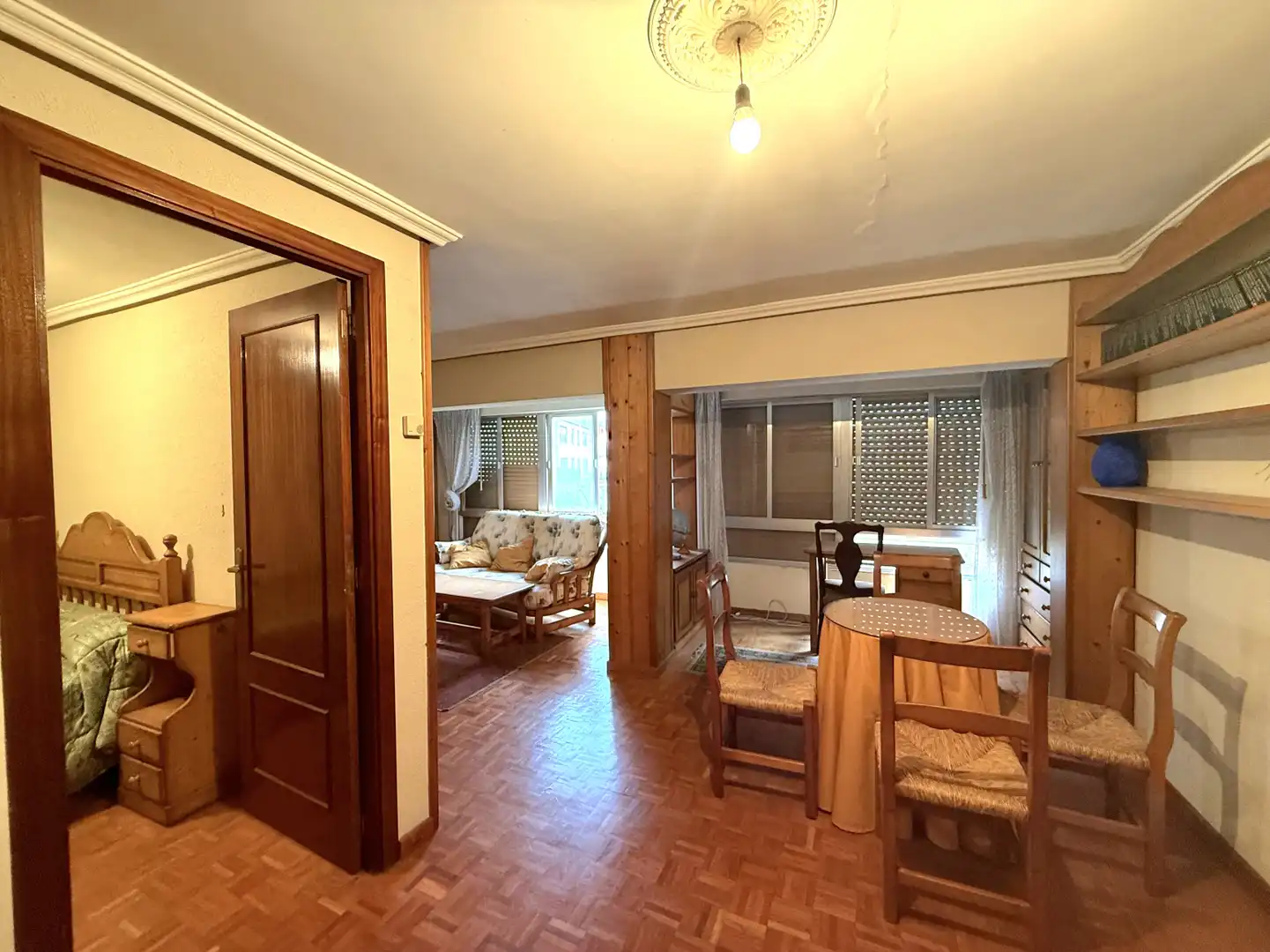 Sala de estar de Piso en venta en Aguilar de Campoo con Jardín privado, Parquet y Trastero
