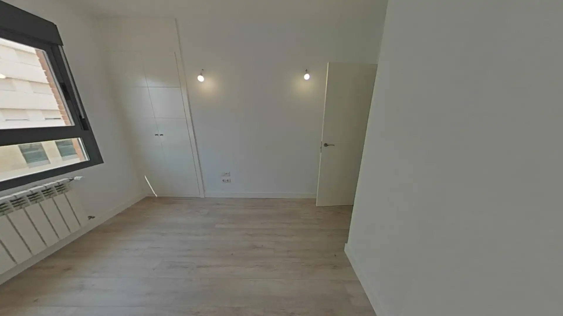 Bedroom of Flat for sale in Madrid  with Air Conditioner, Heating and Parquet flooring