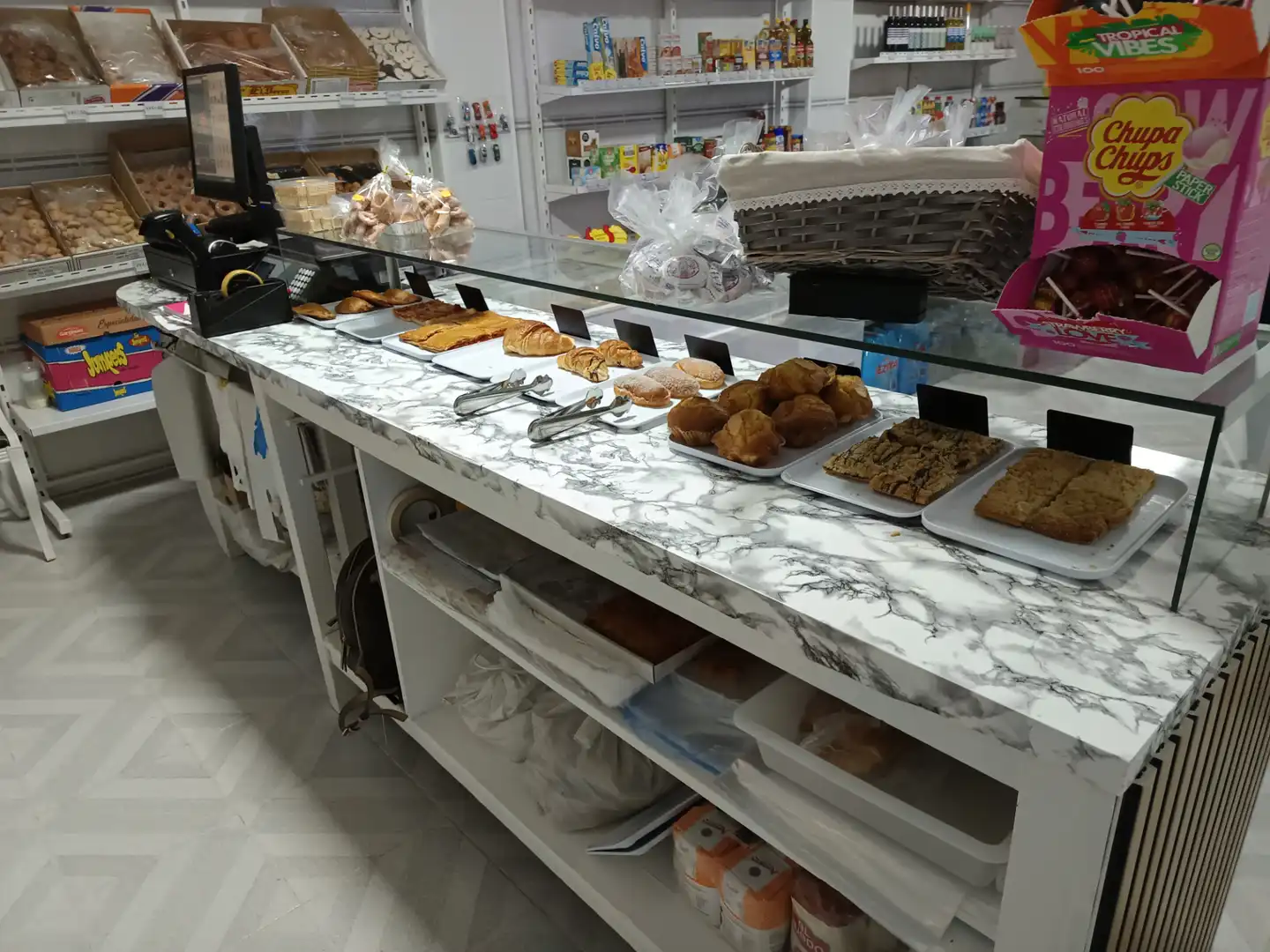 Locale commerciale in vendita a Calle Francisco Carratalá Cernuda, imagen 4