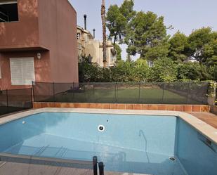 Piscina de Casa adosada de lloguer en  Murcia Capital amb Aire condicionat, Terrassa i Piscina