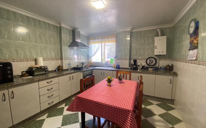 Kitchen of Flat for sale in Barbate