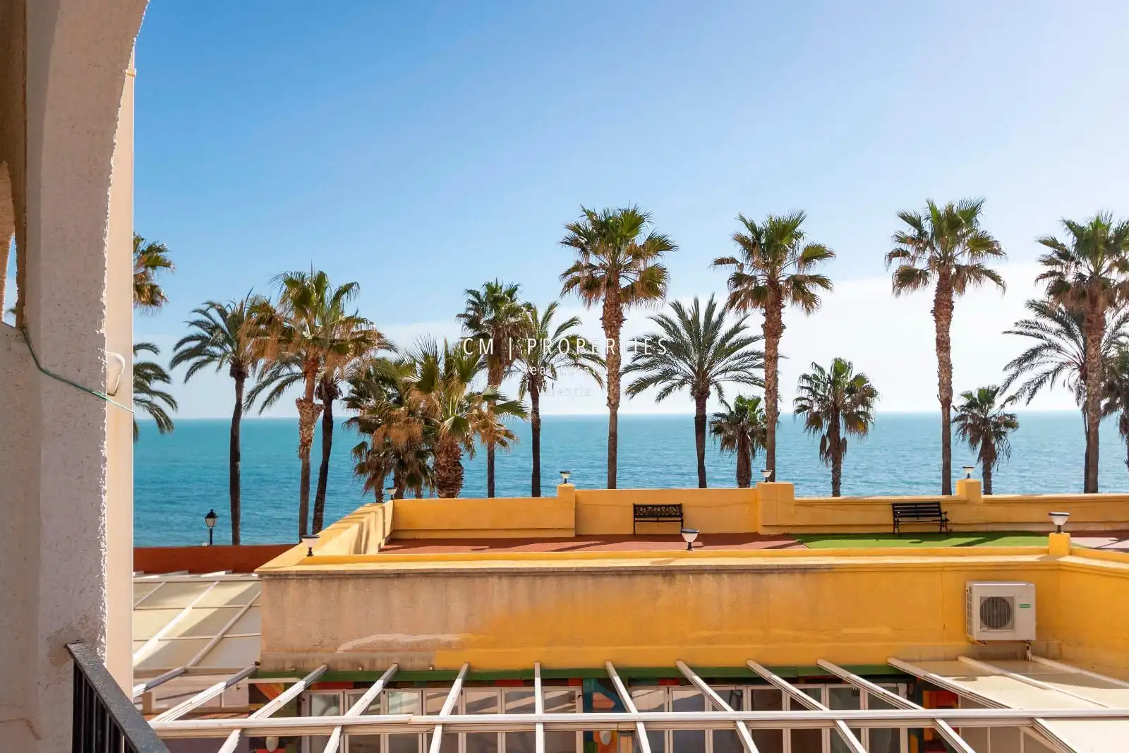 Terrassa de Pis en venda en Oropesa del Mar / Orpesa amb Aire condicionat, Piscina i Moblat