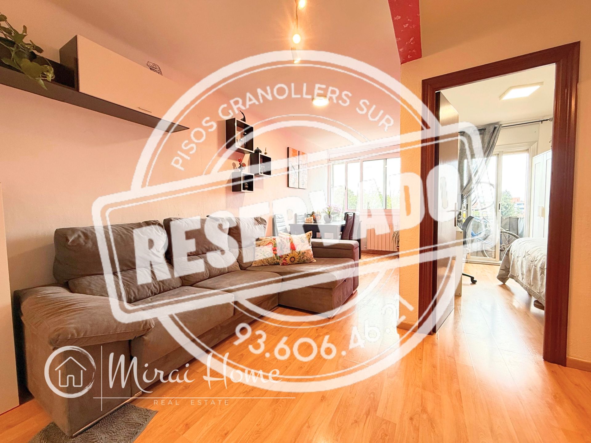 Living room of Flat for sale in Montornès del Vallès  with Heating, Parquet flooring and Balcony