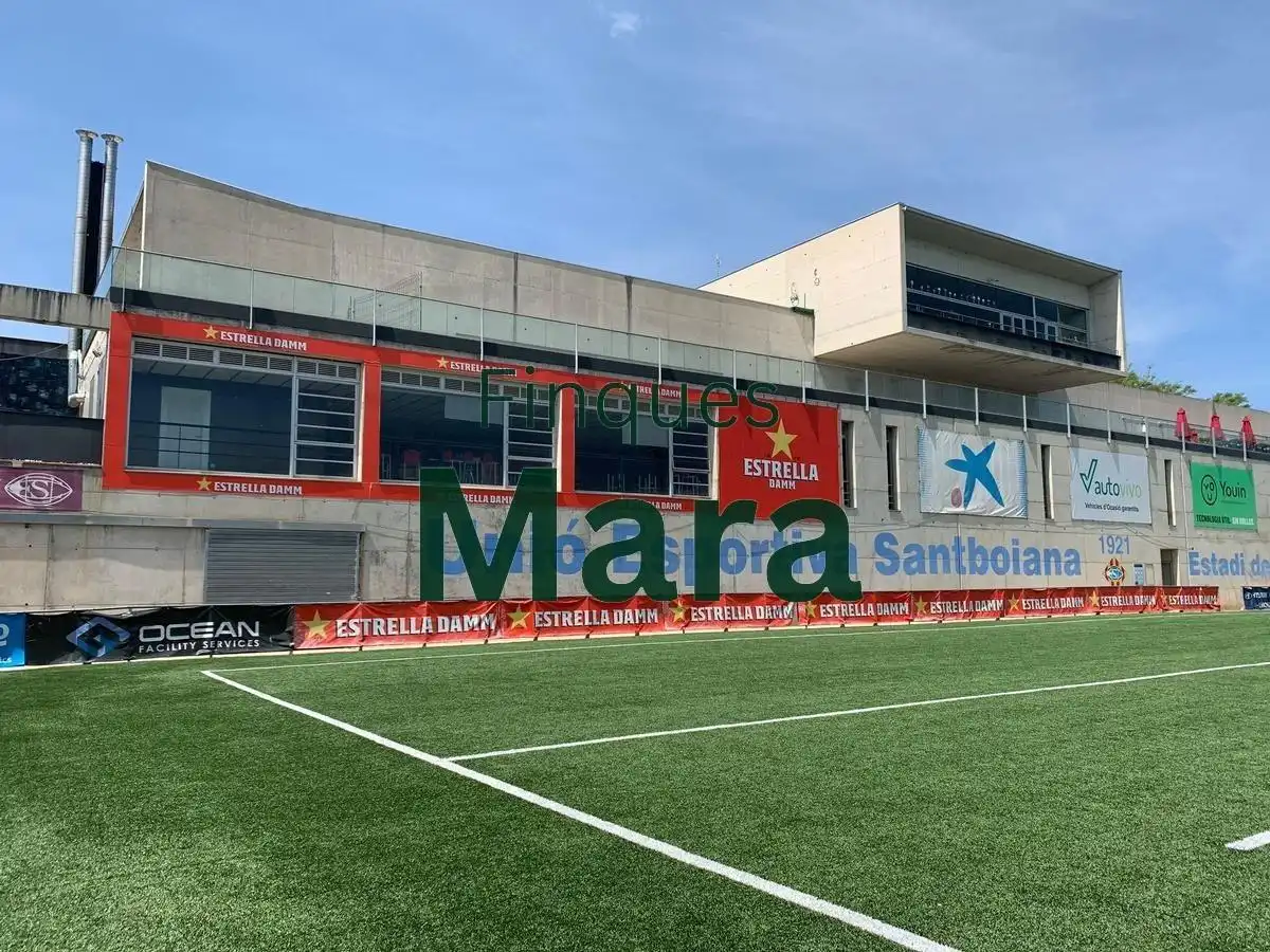 Vista exterior de Garaje en venta en Sant Boi de Llobregat