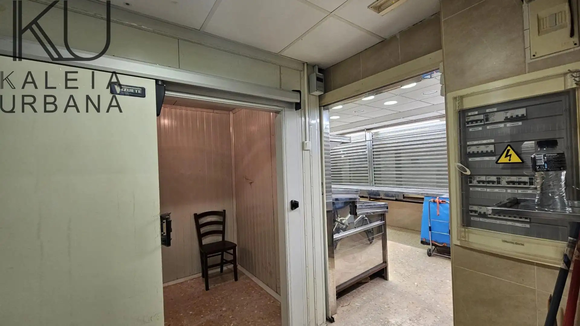 Commercial properties for rent in Alicante / Alacant  with Furnished