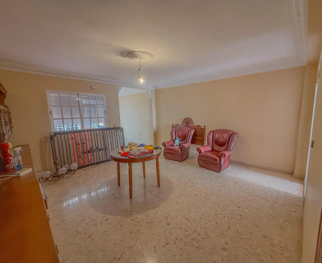 Sala d'estar de Casa o xalet en venda en Dos Hermanas