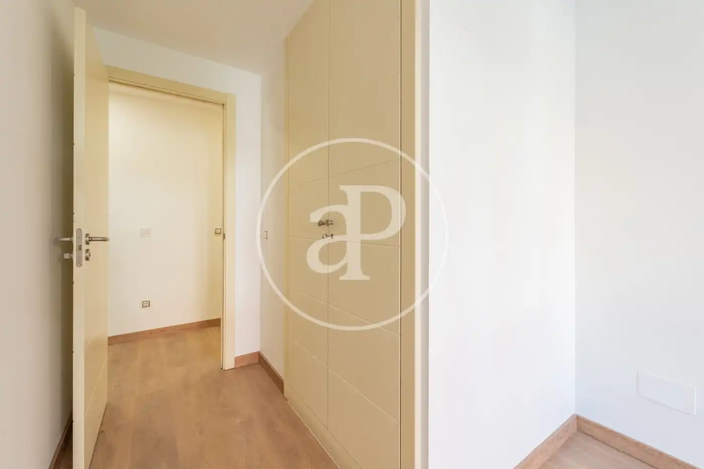 Piso con piscina en venta en C. de Eros, imagen 13