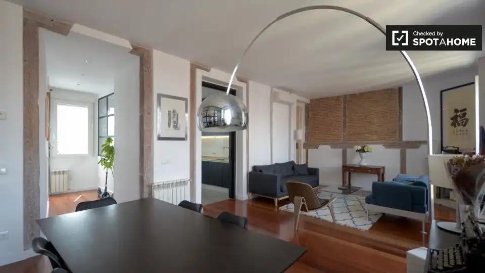 Appartamento con terrazza in affitto a Centro, imagen 5