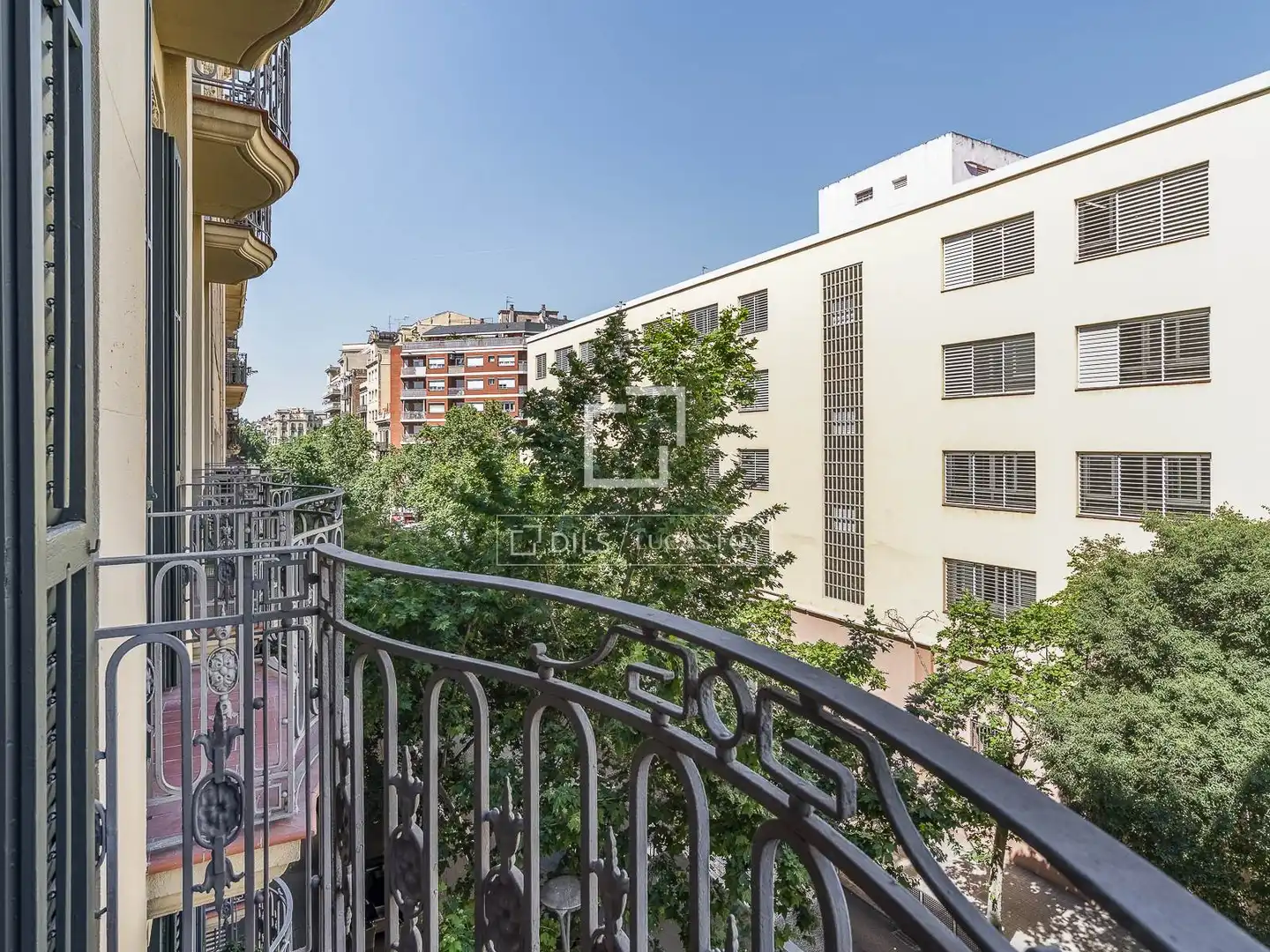 Terrassa de Pis en venda en Barcelona amb Aire condicionat, Parquet i Balcó