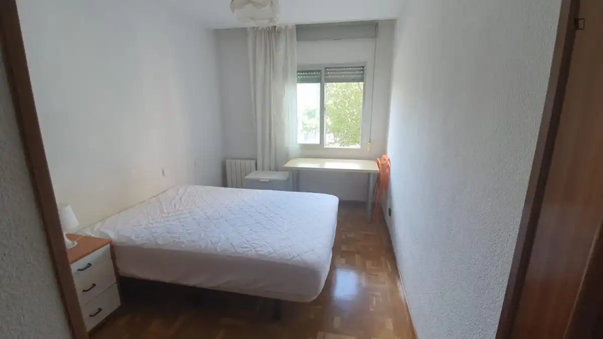 Habitación en Media Legua
