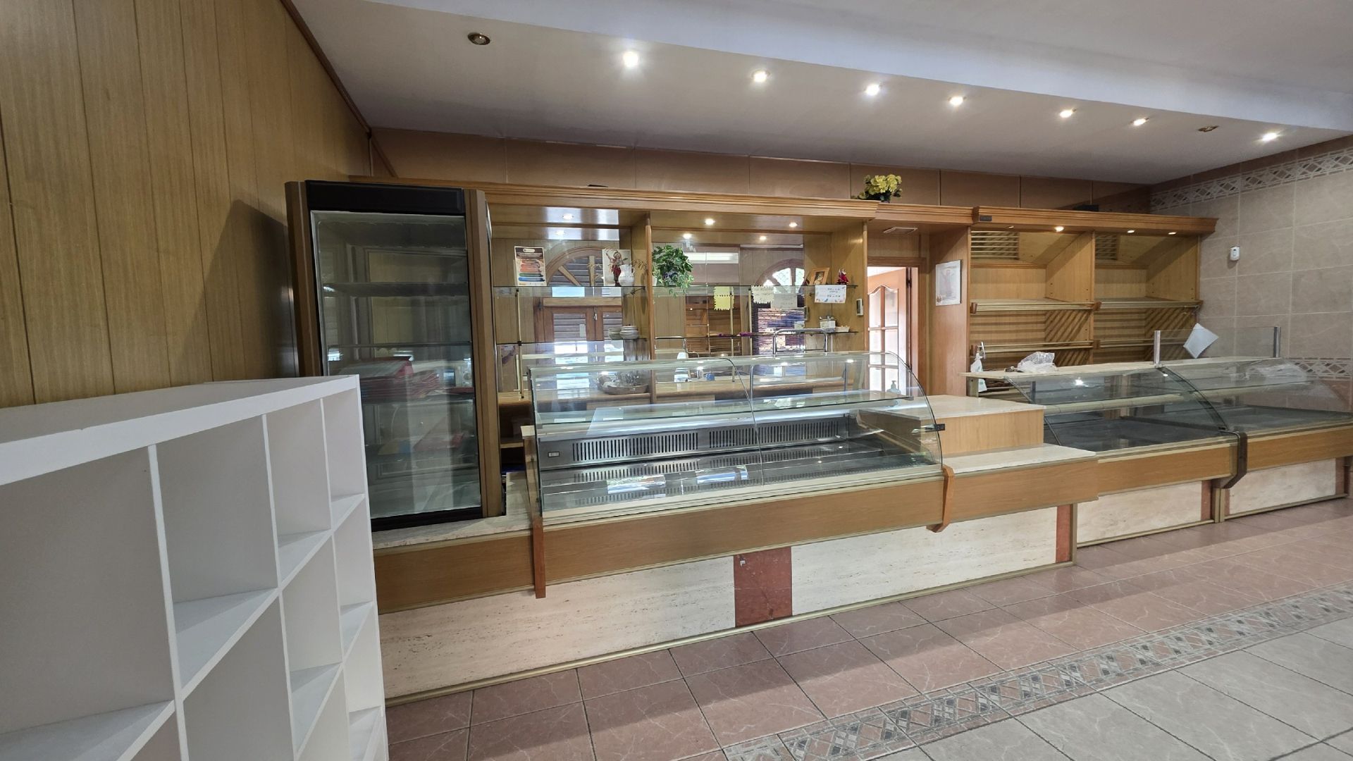 Premises to rent in Carrer del Pare Esteban Pernet, 31, La Llum, L'Olivereta