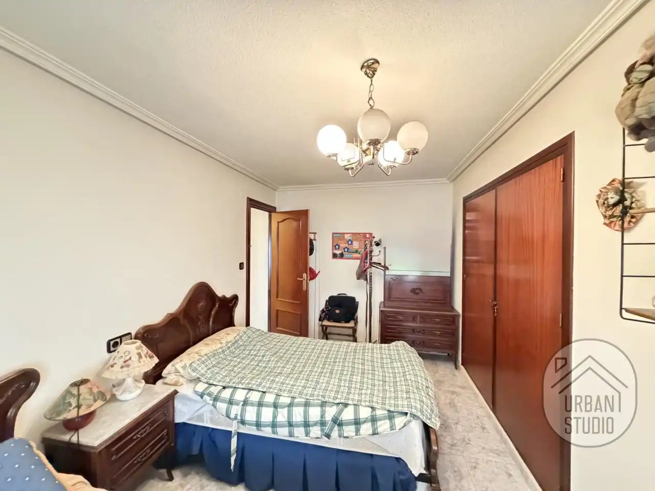Bedroom of Flat for sale in Elda  with Heating