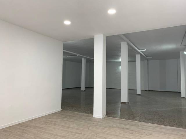 Local comercial en Venta en Aiora