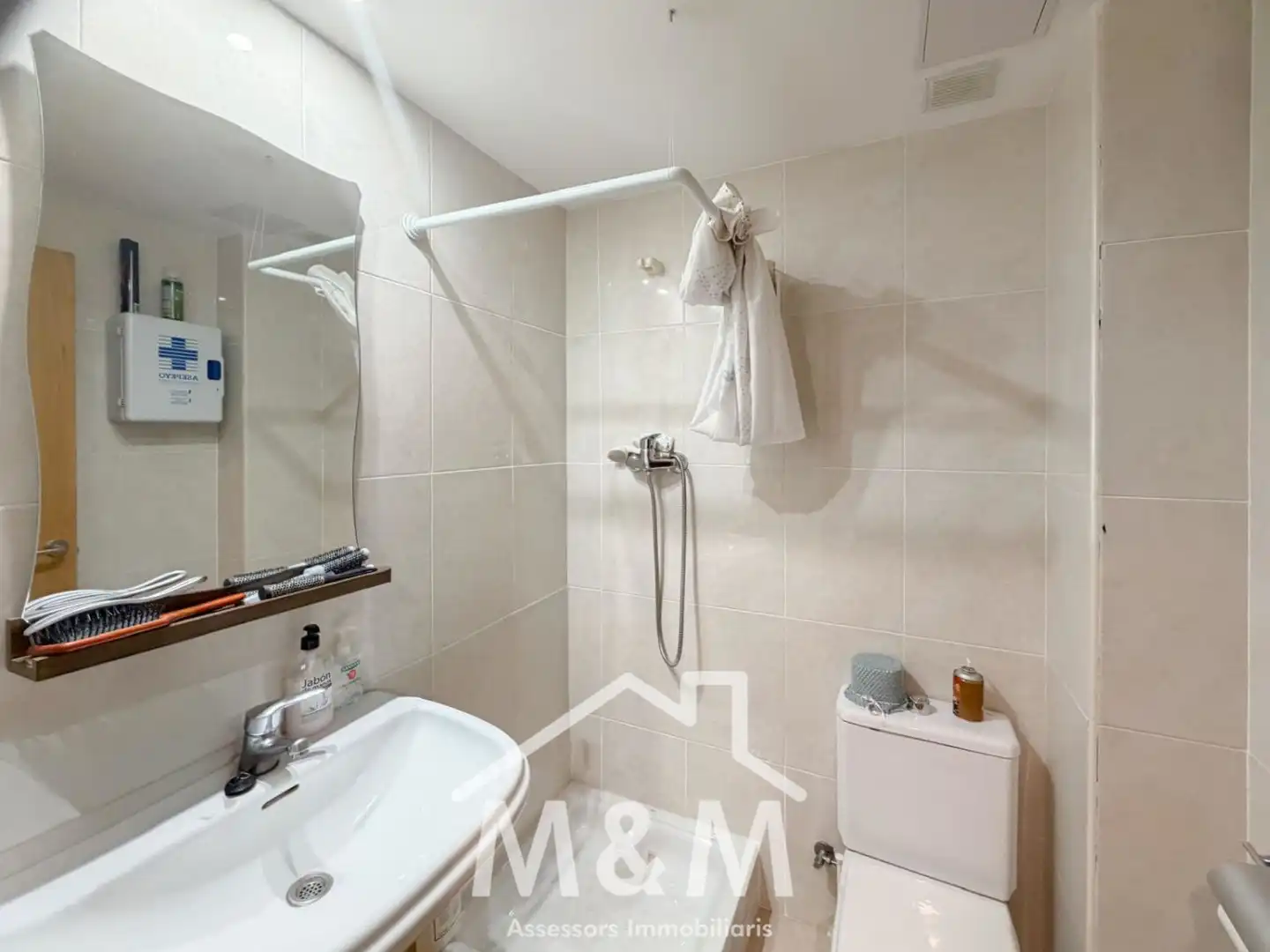 Baño de Casa adosada en venta en Viladecans con Balcón