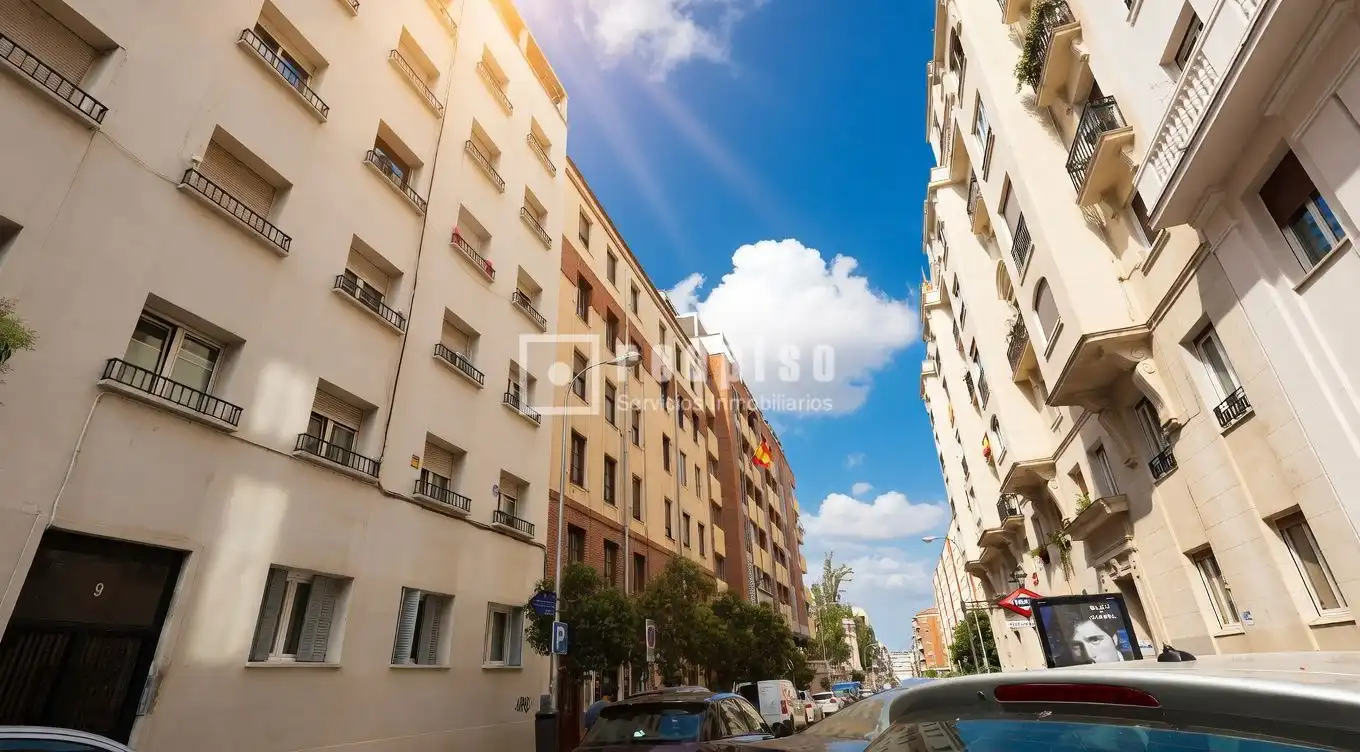 Piso en venta en Ríos Rosas - Nuevos Ministerios