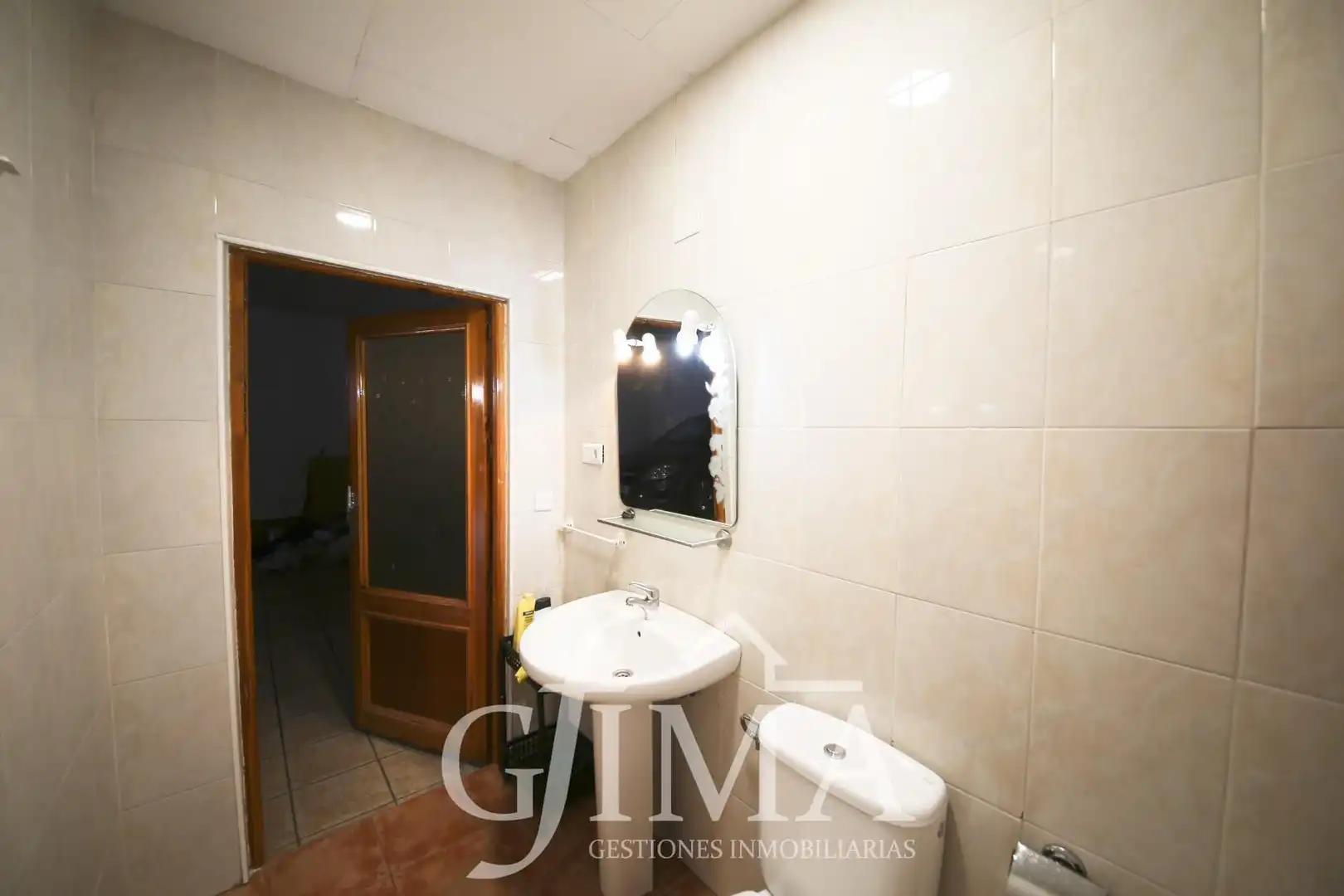 Bathroom of Houses for sale in Tomelloso  with Air Conditioner, Heating and Terrace