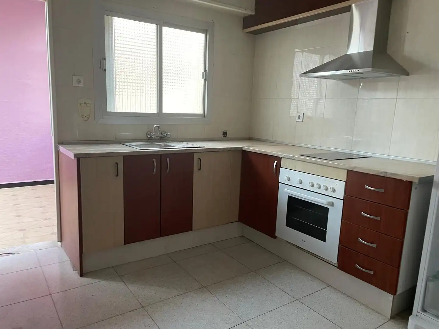 Kitchen of Flat for rent in Almansa