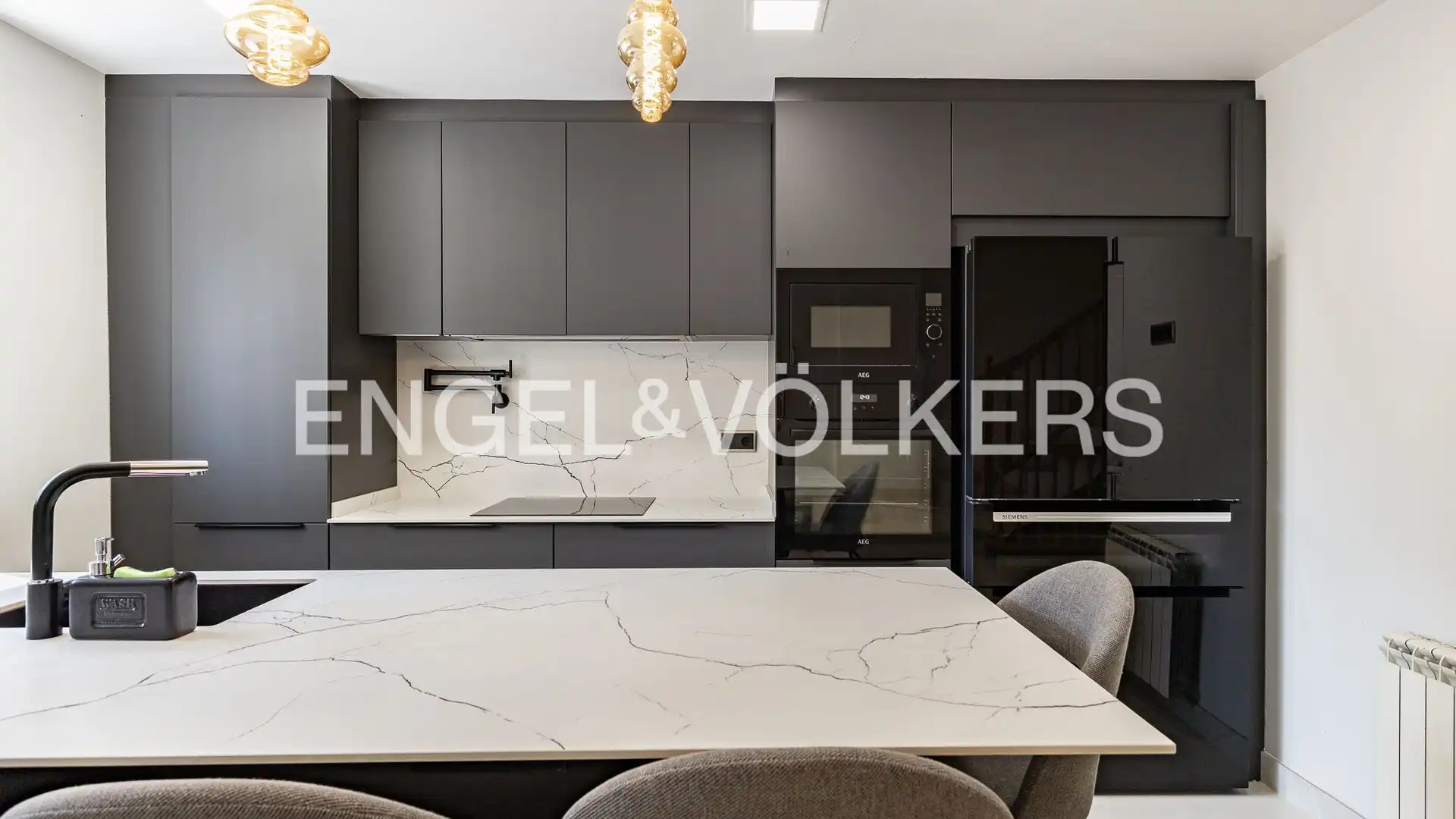 Kitchen of Houses for sale in Vilassar de Mar  with Air Conditioner, Heating and Parquet flooring