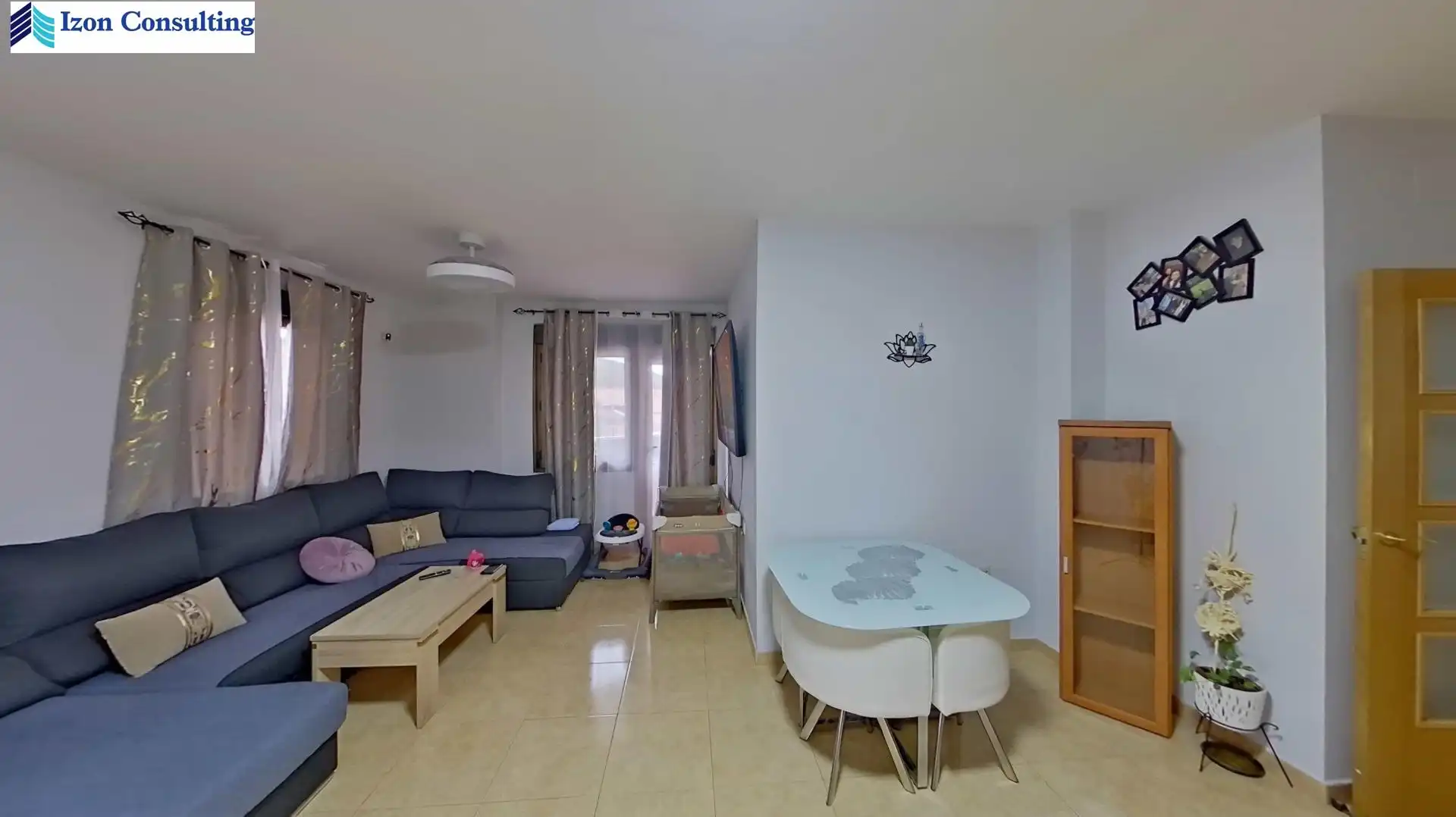 Living room of Flat for sale in Alcaraz  with Terrace and Balcony