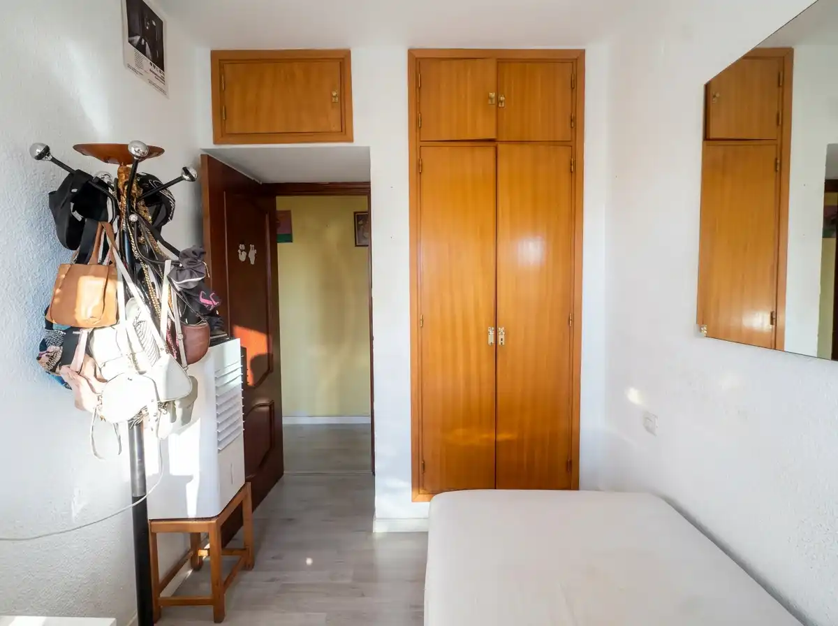 Habitación de Piso en venta en Madrid con Terraza