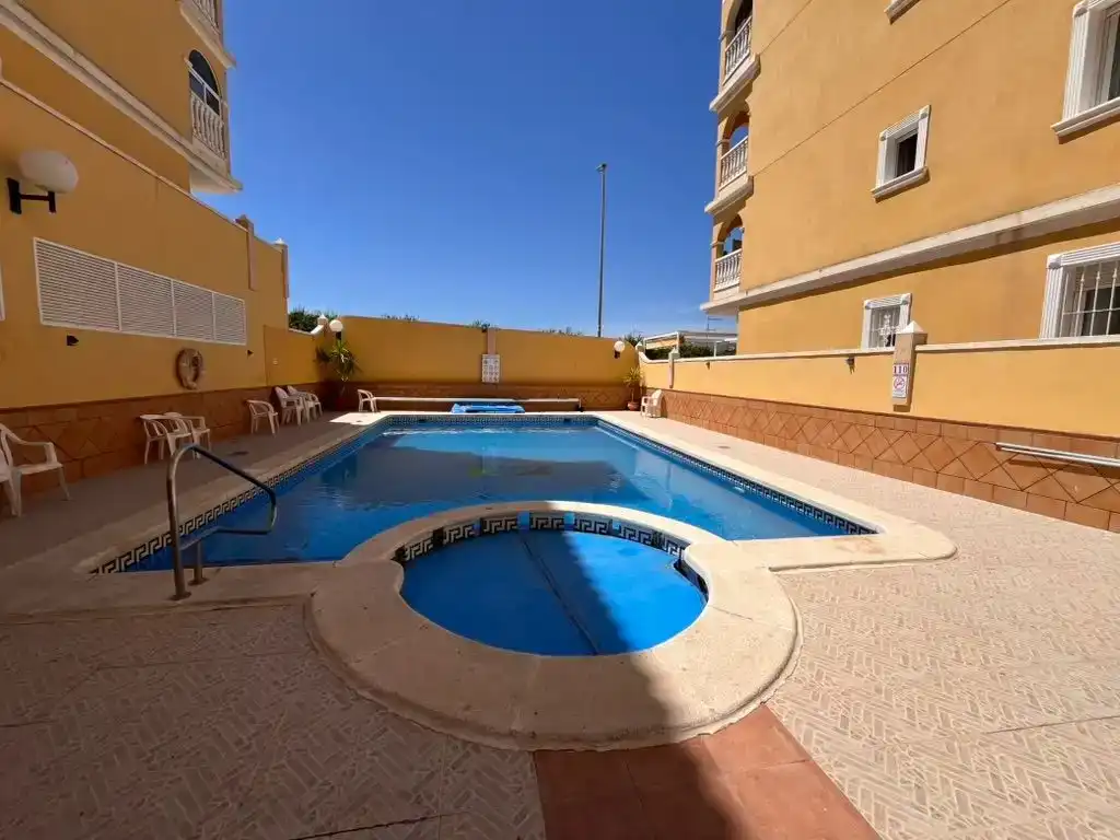 Piscina de Pis en venda en Algorfa amb Piscina i Balcó