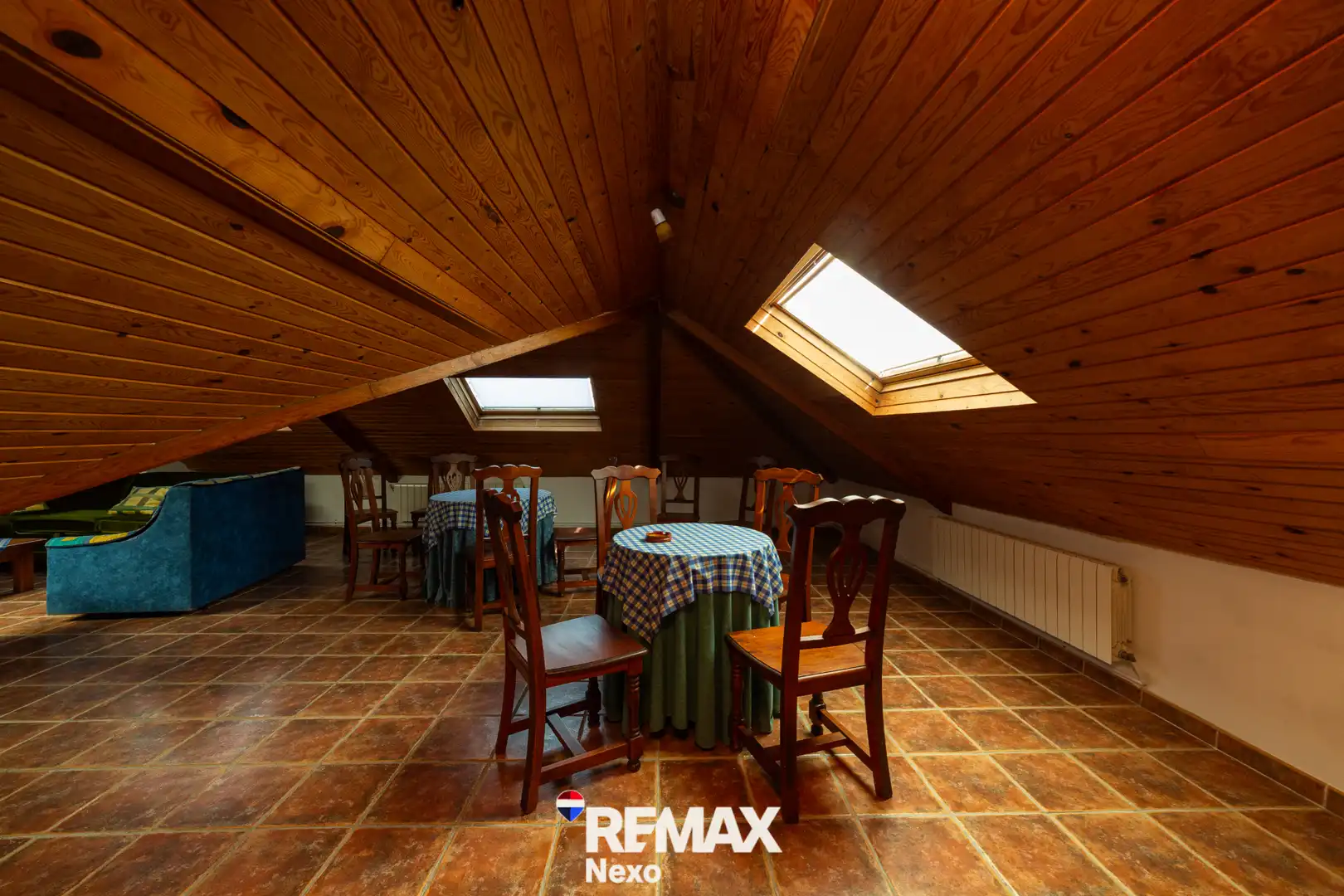 Buildings for sale in San Llorente